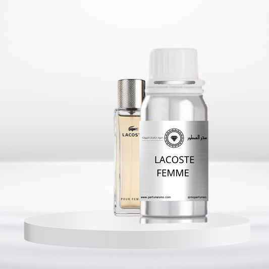 0677- FEMME