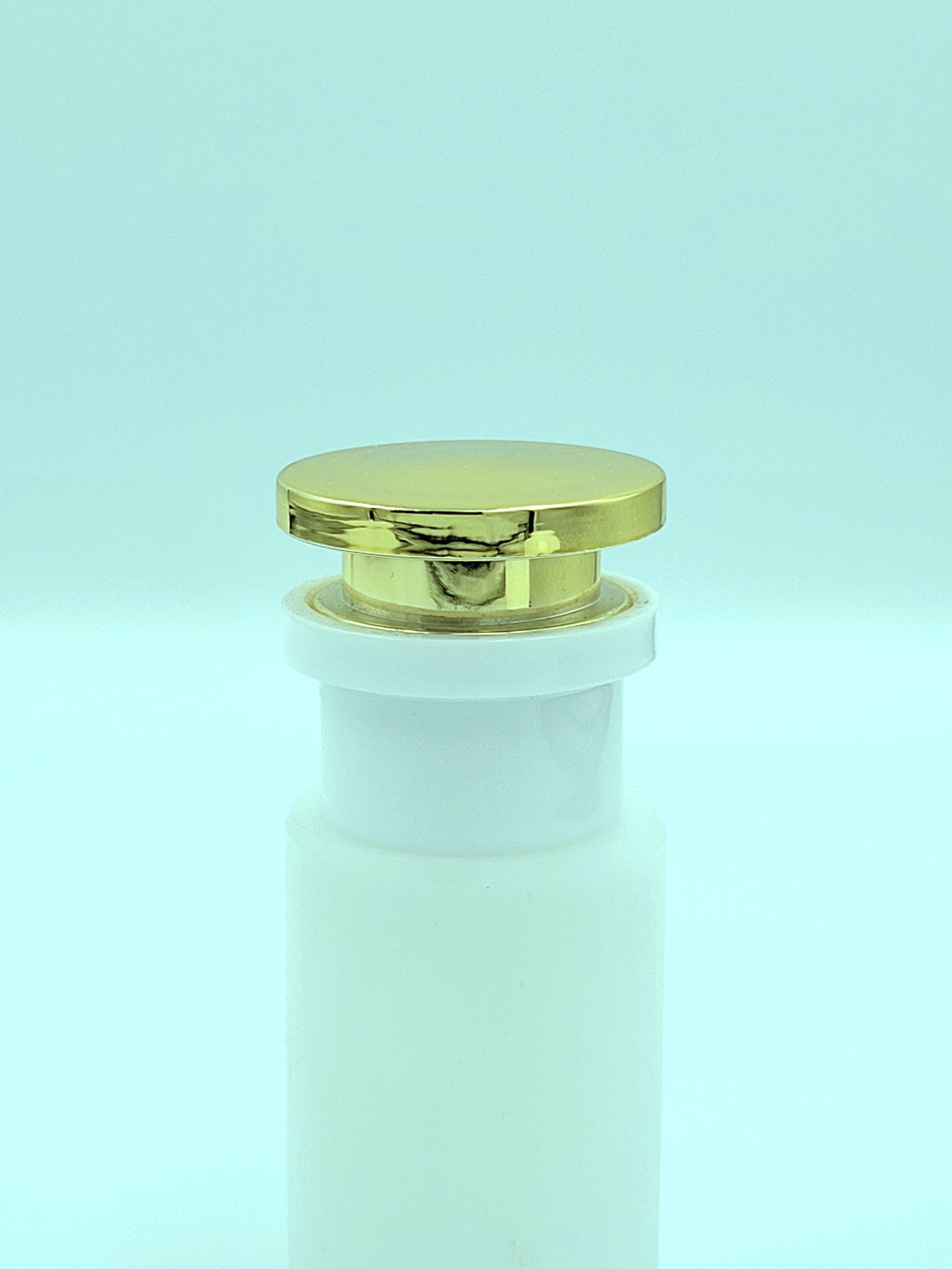 C08